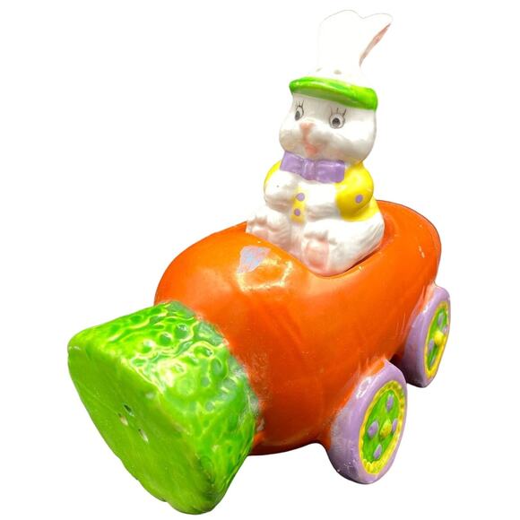 Other - Vintage Bunny Rabbit Hare & Carrot Salt and Pepper Shakers